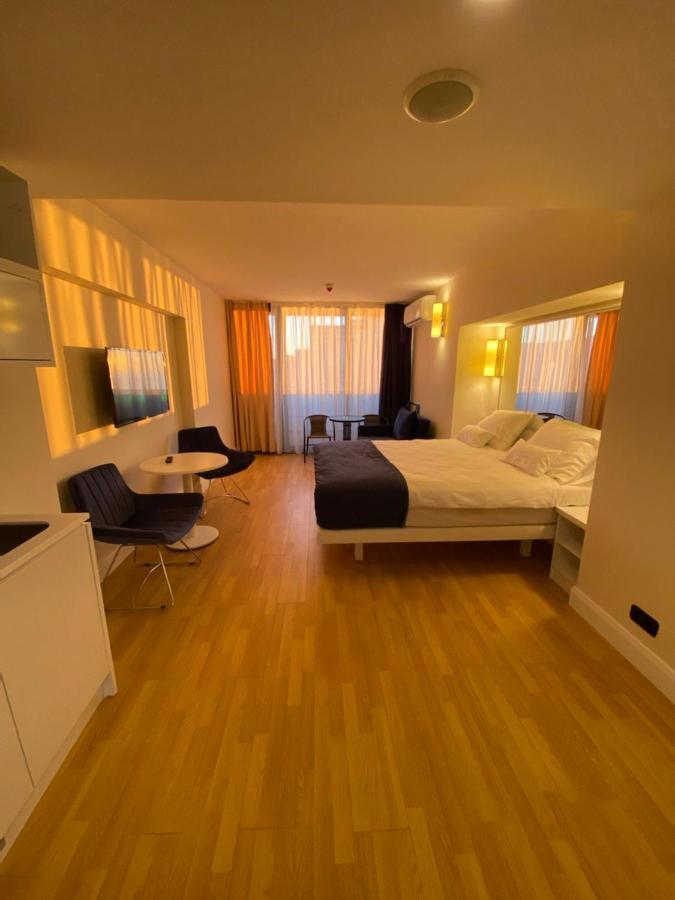 Apartments Batumi Studio V Exterior photo